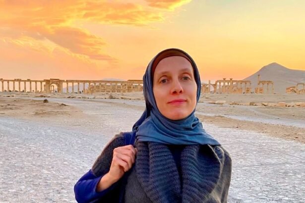 बगदाद में बीच सड़क से अमेरिकी पत्रकार का अपहरण:जबरन गाड़ी में खींचकर ले गए; अमेरिकी दूतावास ने इराक न जाने की सलाह दी थी