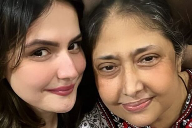 जरीन खान की मां परवीन खान का निधन:लंबे समय से थीं बीमार, जनाजा हुआ; कुछ घंटों पहले ही पालतु बिल्ली की मौत की खबर दी थी