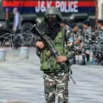 जम्मू-कश्मीर में 16 साल से फरार पाकिस्तानी आतंकी गिरफ्तार:लश्कर का मेंबर था; एक साथी और तीन मददगार भी पकड़े गए