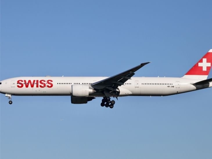 दिल्ली- टेकऑफ के दौरान स्विस फ्लाइट का इंजन फेल:सभी 232 यात्री सुरक्षित; ज्यूरिख जा रही थी फ्लाइट