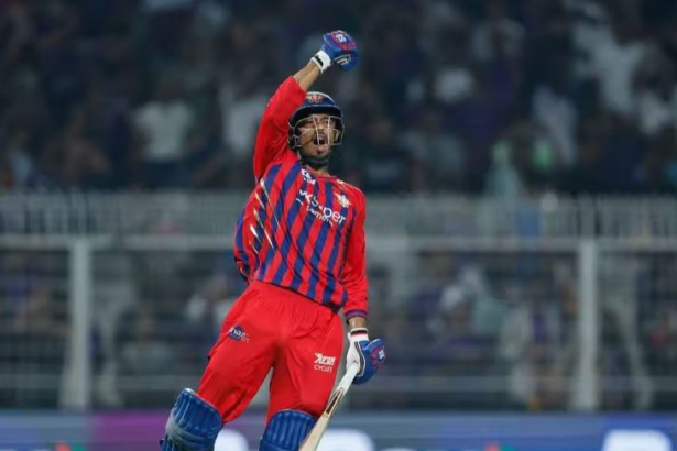 Mukul Choudhary on Dhonis Helicopter Shot & KKR Sixes