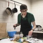 ऑटिज्म से जूझ रहे युवा बेहतर शेफ साबित हो रहे:कुकिंग जॉब्स में छिपी संभावनाओं को तराशने के लिए ‘शेफ्स ऑन द स्पेक्ट्रम’ पहल