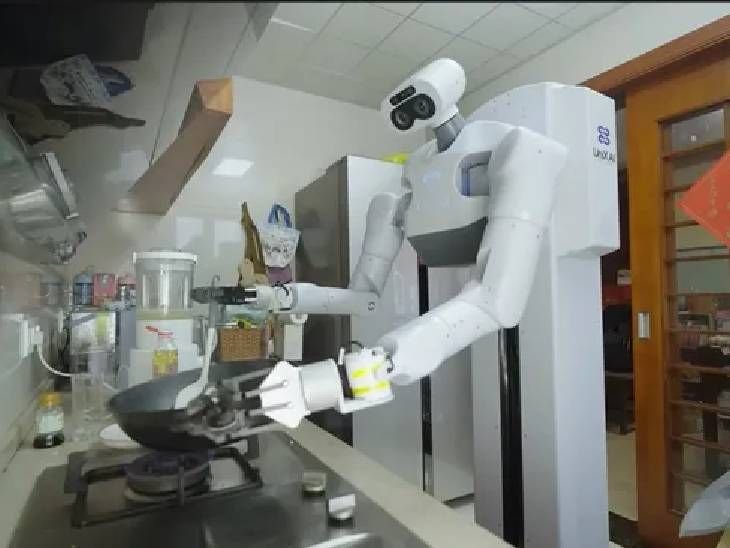 चीन; अब पैंथर संभालेगा घर की कमान:सारे घरेलू काम करने को तैयार है ह्यूमनॉइड रोबोट, डिलीवरी शुरू