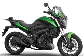 बजाज डोमिनार-400 का नया मॉडल लॉन्च:कीमत ₹37,000 कम हुई, 349cc के नए इंजन से टैक्स में बचत; 40hp की पावर और 190Kg वजन