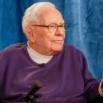 Greg Abel Leads, Tim Cook Praised by Buffett in Sweater