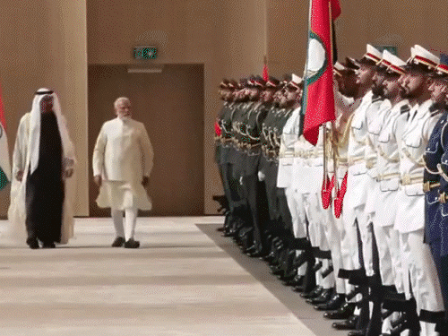 भारत-UAE के बीच LPG सप्लाई को लेकर समझौता:राष्ट्रपति अल नाहयान के साथ बैठक में फैसला, मोदी के प्लेन को F-16 फाइटर जेट से सुरक्षा दी गई