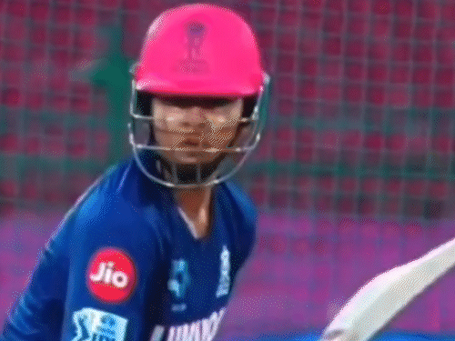 आज DC-RR का मुकाबला, वैभव तोड़ेंगे किरोन पोलार्ड का रिकॉर्ड:T-20 में फास्टेस्ट 100-सिक्स लगाने से एक कदम दूर, दिल्ली हार का सिलसिला तोड़ने उतरेगी