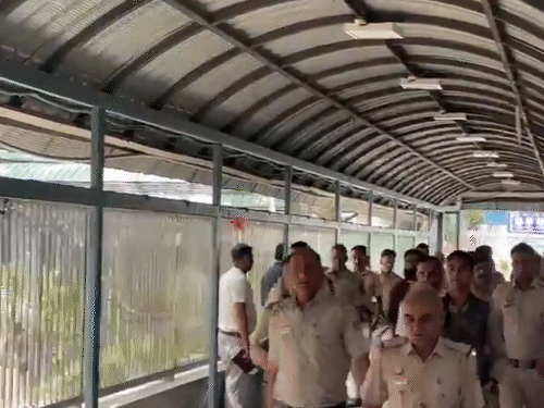 nia submit 7500 pages chargesheet in delhi red fort blast case