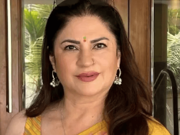 Kunicka sadanand lashed out at trollers who did sexual comment on her old bold scene