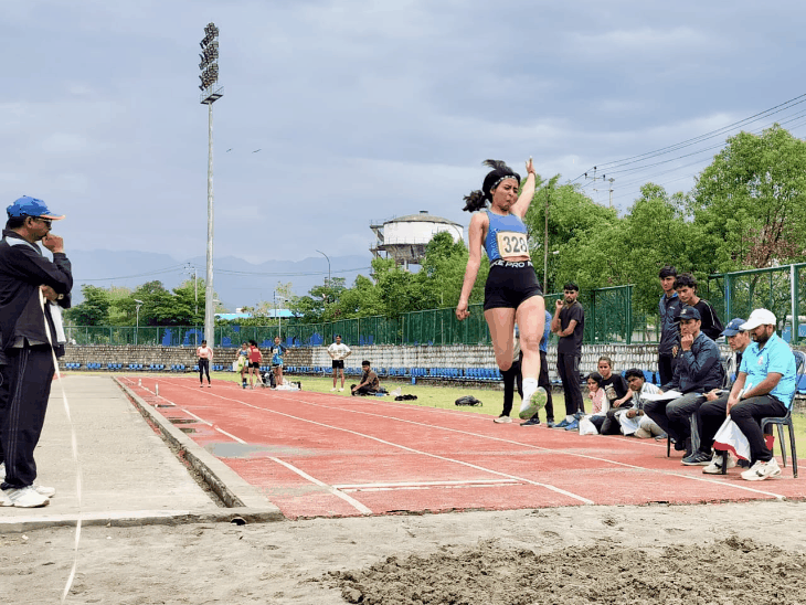 उत्तराखंड सीनियर एथलेटिक्स में अमेरिका से रेस लगाने आए वरुण:आकर्षण का केंद्र बने; प्रतियोगिता में 176 खिलाड़ियों ने ट्रैक पर दिखाया दम
