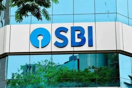 Total Income ₹1.40 Lakh Cr, Profit ₹19,684 Cr, Stock 32% Return