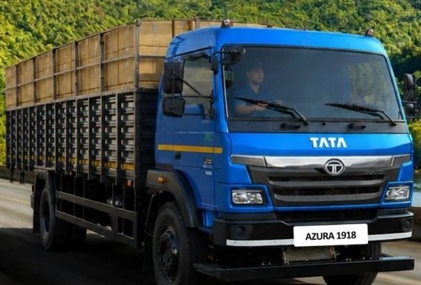 टाटा मोटर्स CV का मुनाफा 33% बढ़ा:चौथी तिमाही में यह ₹1,793 करोड़ रहा, रेवेन्यू 19% उछला; कंपनी ₹4 डिविडेंड देगी