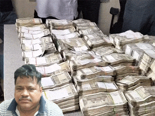 Odisha Engineer Crorepati Assets | Bhubaneswar Raid