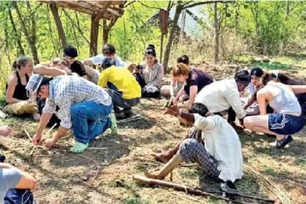 10 राज्यों के 50 गांवों में पर्यटन के साथ लर्निंग:विदेशी बच्चों की पढ़ाई का हिस्सा बने भारतीय गांव, स्थानीय उत्पाद बिकने से सुधरी अर्थव्यवस्था