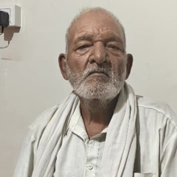 पिता को दी धमकी-मकान बेचा तो अर्थी उठ जाएगी:उज्जैन के यात्री प्रतीक्षालय में मिला शव; बेटी ने भाई-भाभी पर लगाया हत्या का आरोप