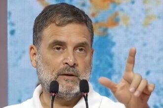राहुल गांधी ने चुनाव आयोग के TMC प्रतीक निलंबन आदेश की कड़ी आलोचना की, कहा- यह लोकतांत्रिक पतन का संकेत है